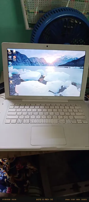 Laptop Apple MacBook 2009 2GB Intel Core 2 Quad HDD 160GB