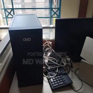 Desktop Computer 8GB Intel Core i5 SSD 500GB