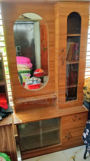ড্রেসিং টেবিল বিক্রির জন্য
