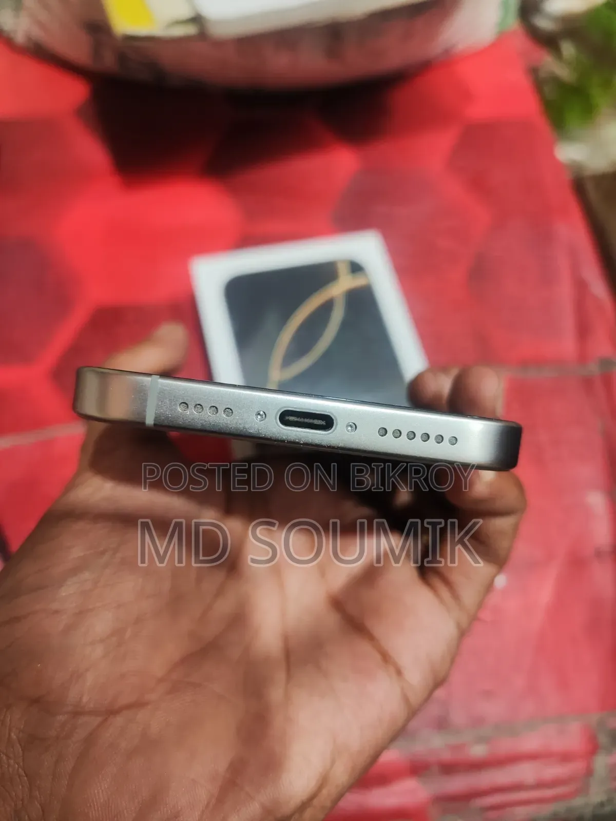 অ্যাপল আইফোন ১৬ প্রো ম্যাক্স ৫১২ জিবি সিলভার