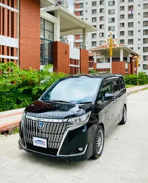 টয়োটা এস্কয়ার ২০১৭ কালো