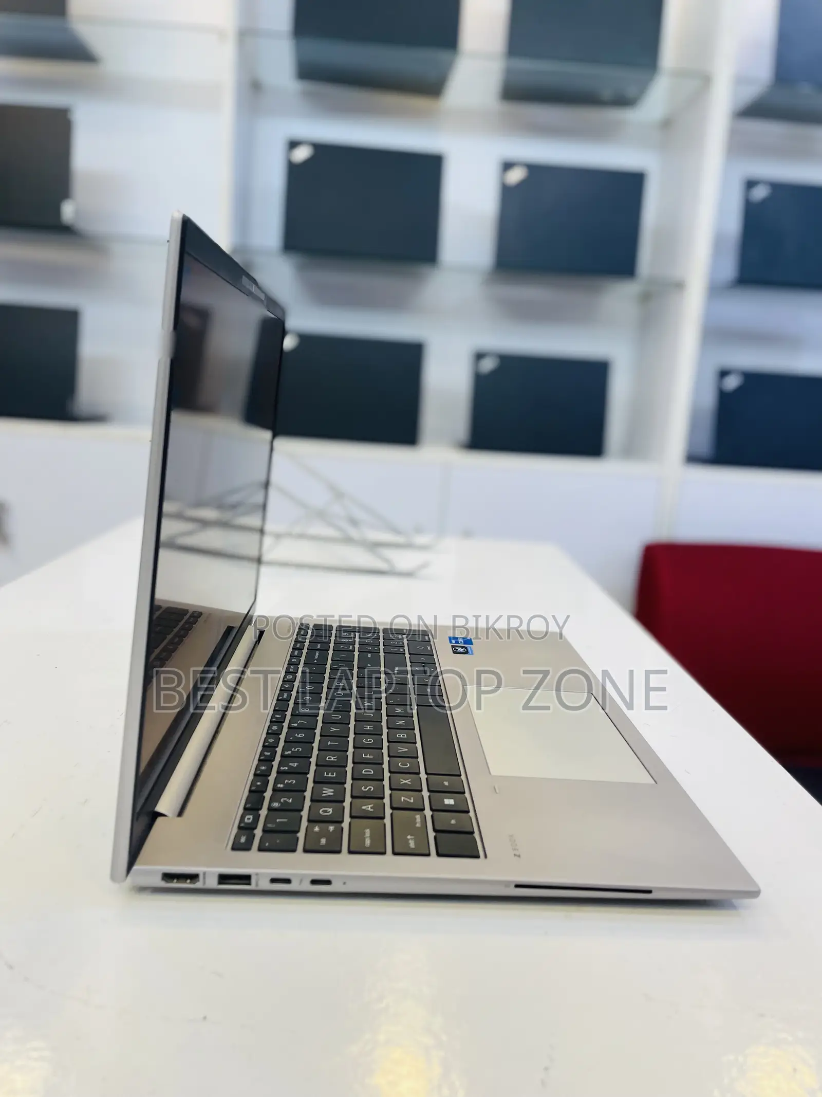 Laptop HP ZBook Firefly 14 G10 8GB Intel Core I5 SSD 512GB