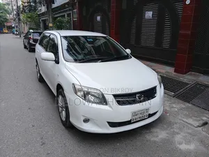 টয়োটা করোলা ফিল্ডার ২০১১ সাদা