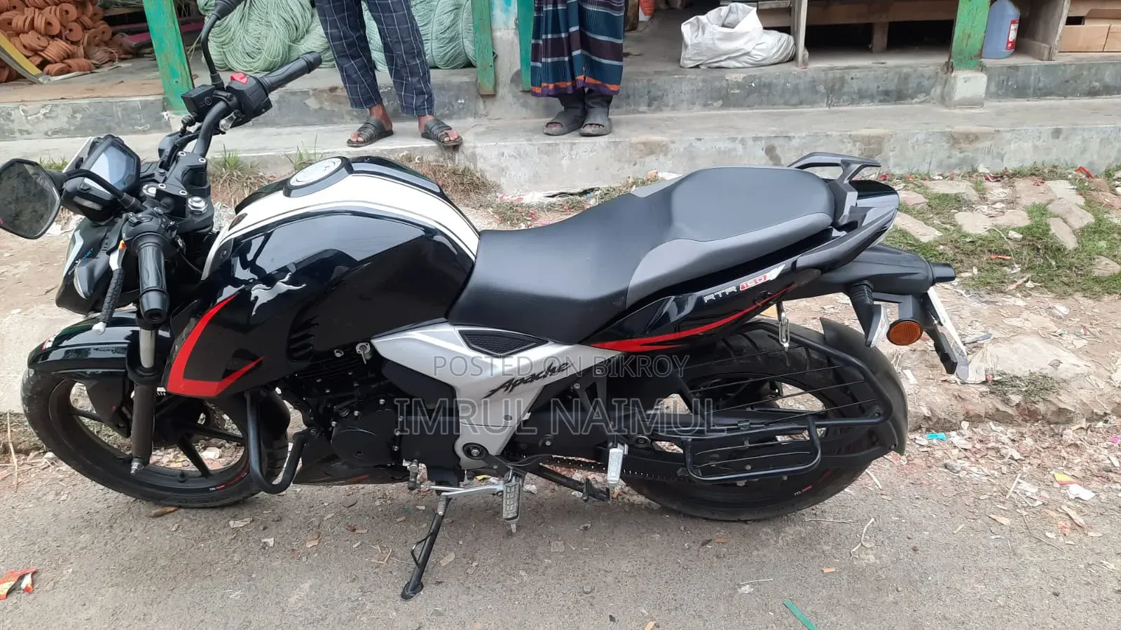 টিভিএস আপাচে আরটিআর ১৬০ ৪ভি ২০২৪ ব্ল্যাক