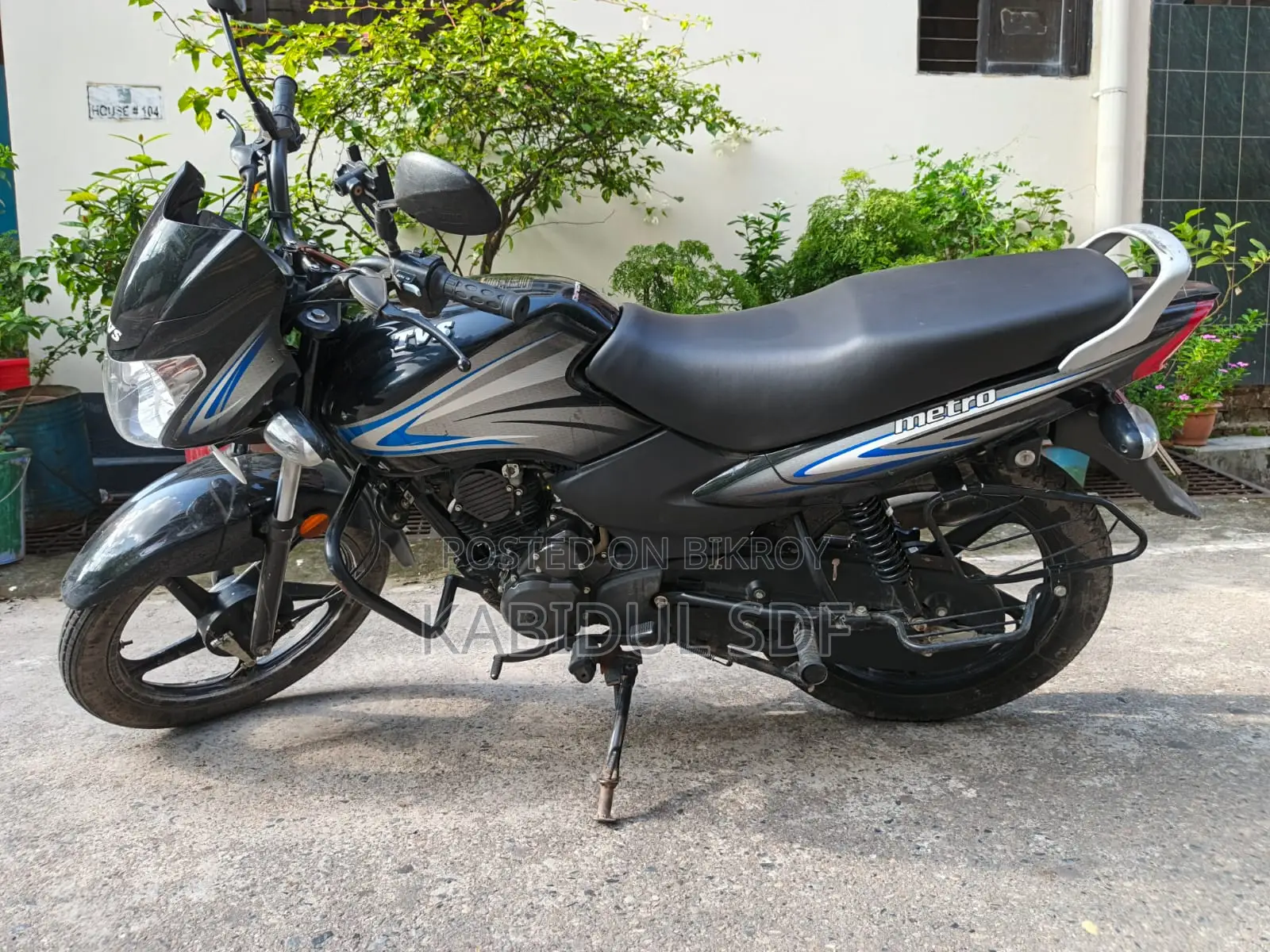 TVS Metro 2025 Black