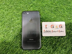 অ্যাপল আইফোন ৭ ১২৮ জিবি ব্ল্যাক
