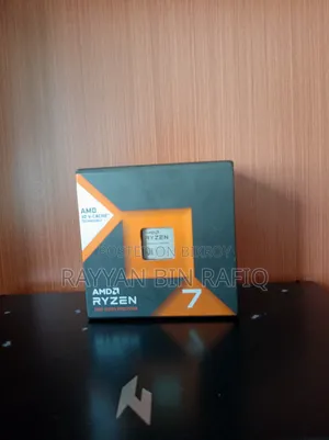 AMD Ryzen 7 7800X3D With Radeon Graphics (Brand New )
