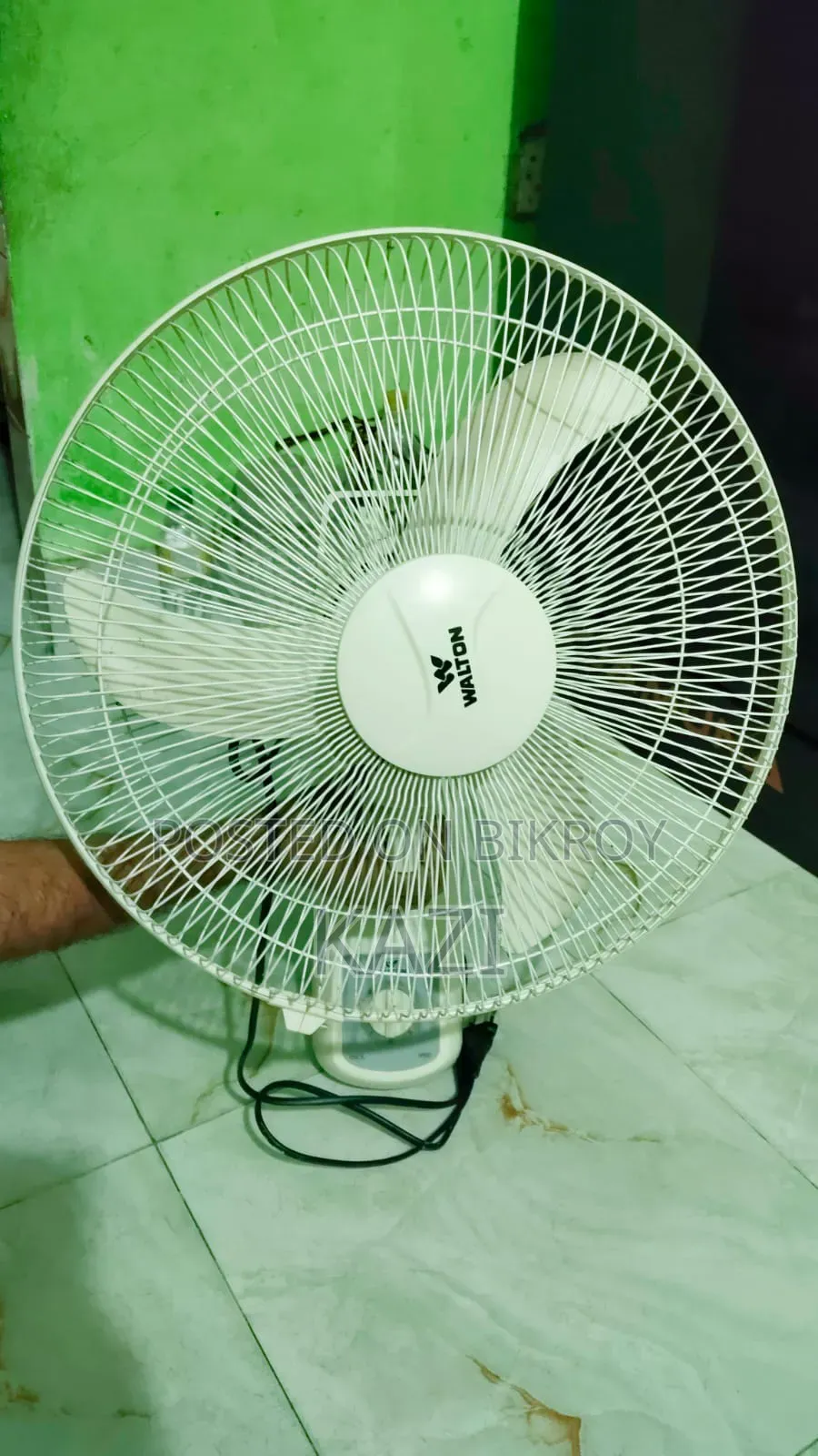 ব্র্যান্ড নিউ মাউন্টেড ওয়াল ফ্যান