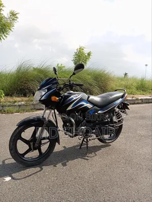 টিভিএস মেট্রো ২০১৫ ব্ল্যাক