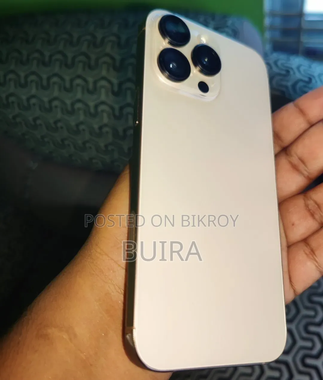 অ্যাপল আইফোন ১৬ প্রো ম্যাক্স ২৫৬ জিবি গোল্ড