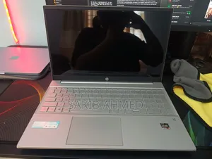 Laptop HP Pavilion 15 8GB AMD Ryzen 5 SSD 512GB
