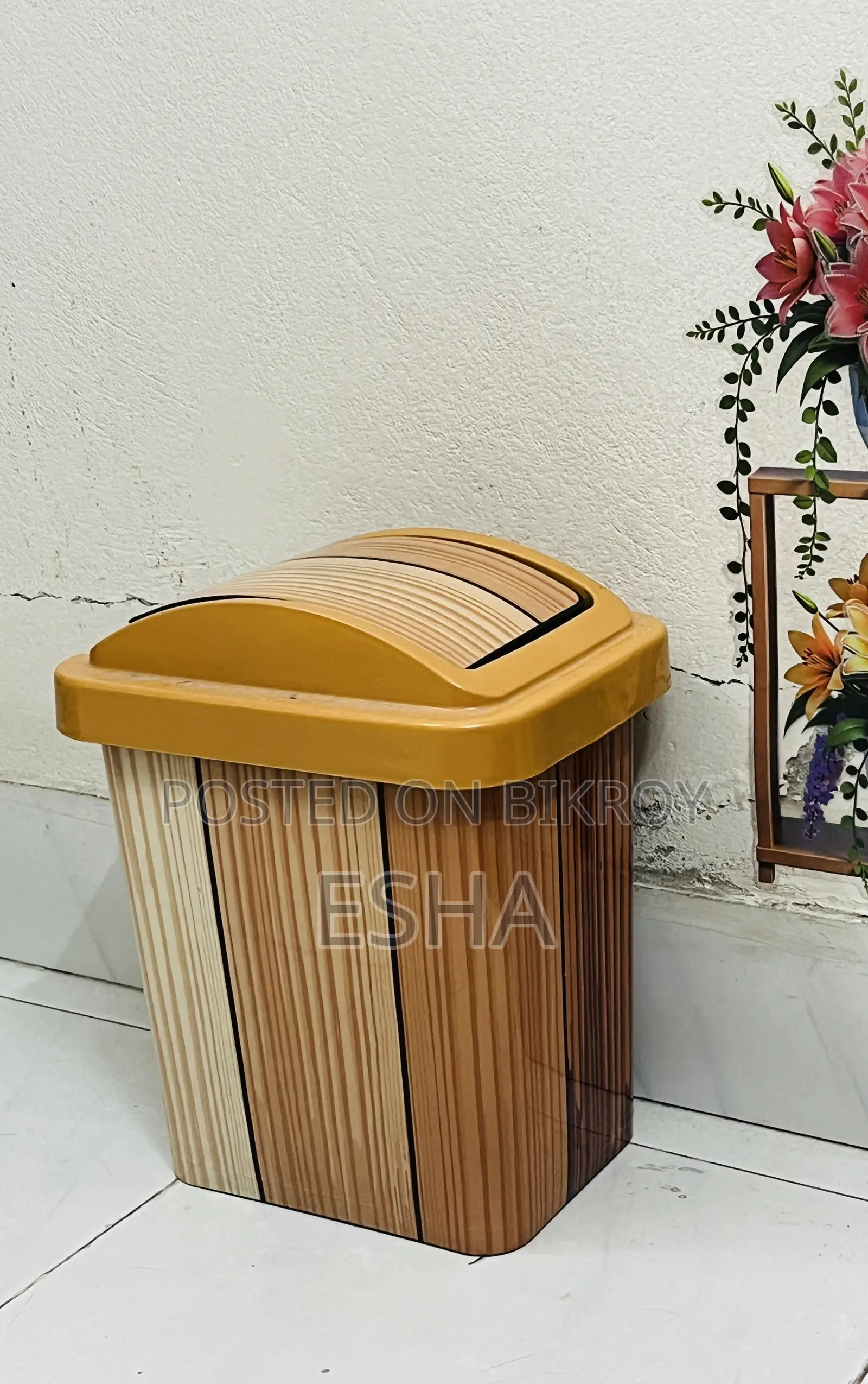 ডাস্টবিন বিক্রি হবে