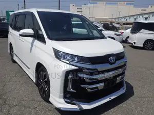 Toyota Noah 2022 Pearl