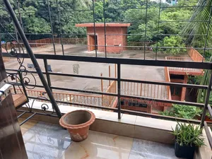 গুলশানে ৩ বেডরুমের অ্যাপার্টমেন্ট বিক্রয়ের জন্য