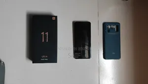 শাওমি মি ১১ আল্ট্রা ২৫৬ জিবি সাদা