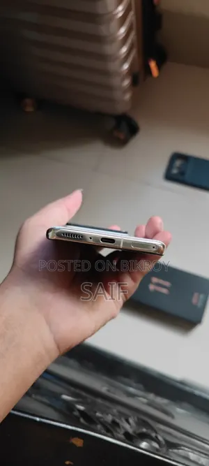শাওমি মি ১১ আল্ট্রা ২৫৬ জিবি সাদা