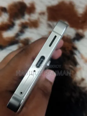 স্যামসাং গ্যালাক্সি এস২৪ ২৫৬ জিবি গোল্ড