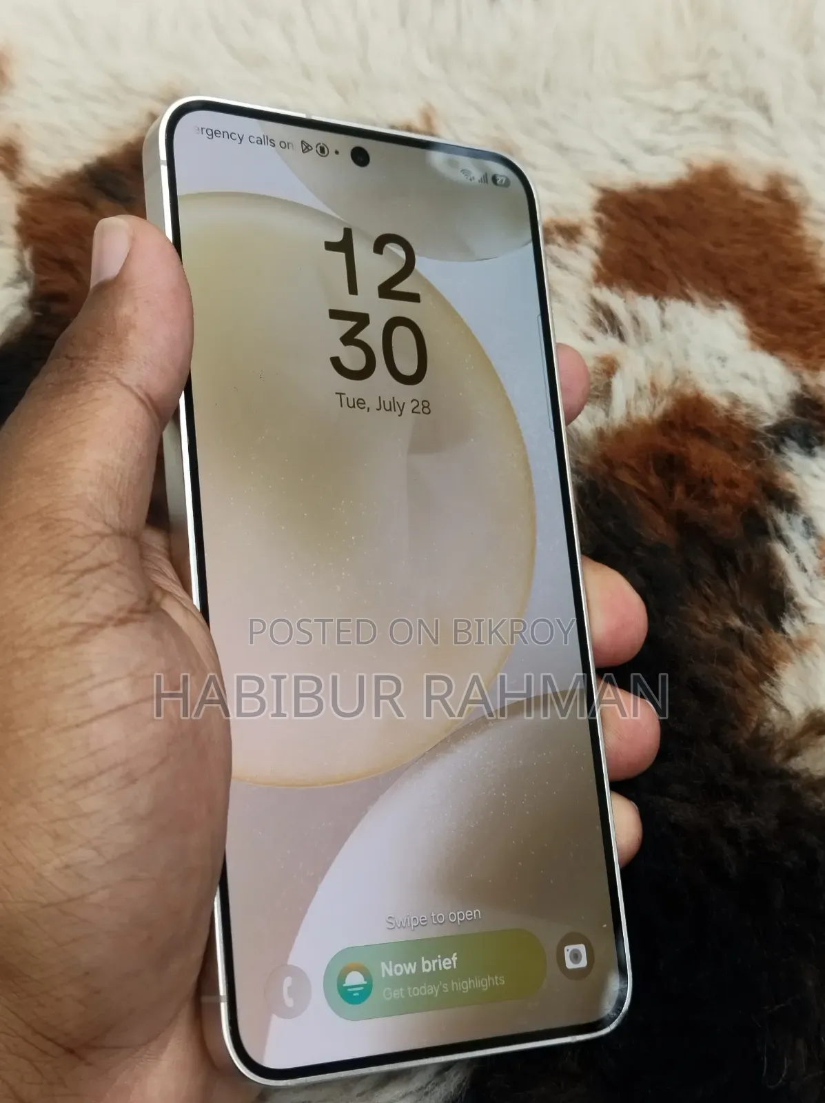 স্যামসাং গ্যালাক্সি এস২৪ ২৫৬ জিবি গোল্ড