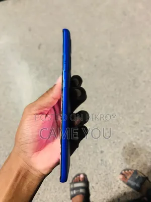 Motorola Moto G85 128 GB Purple