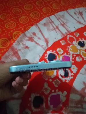 ইনফিনিক্স স্মার্ট ৯ ১২৮ জিবি সবুজ