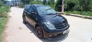 Toyota IST 2005 Black
