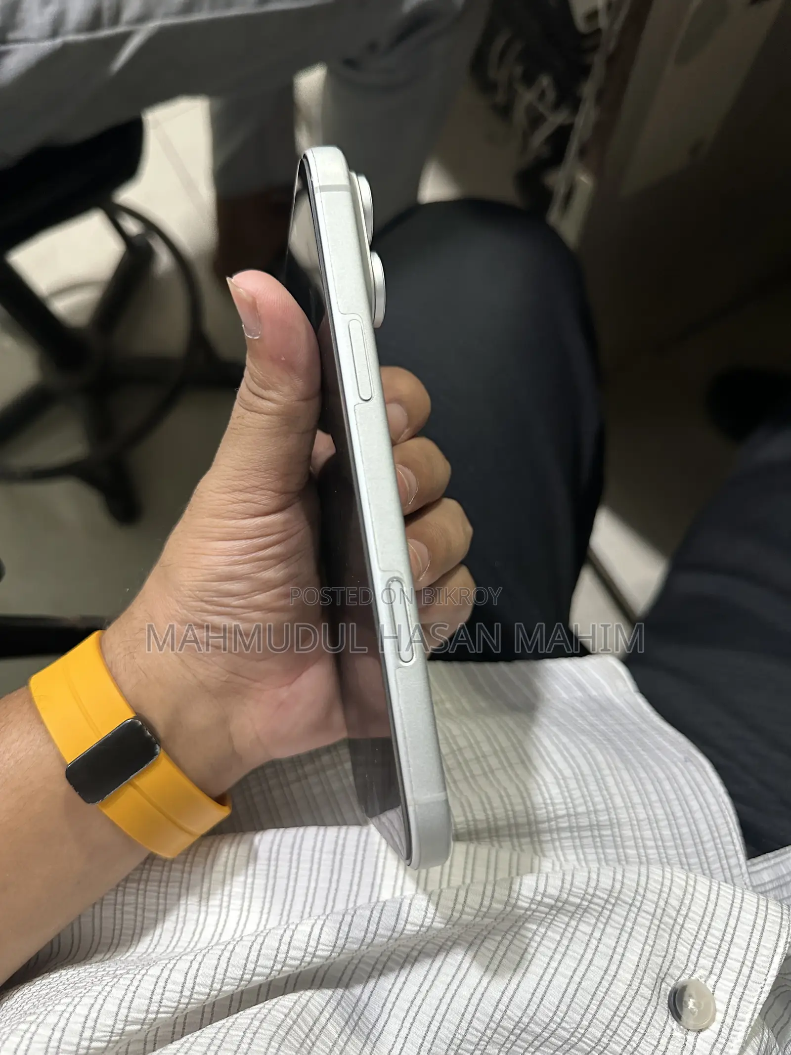 অ্যাপল আইফোন ১৭ প্রো ম্যাক্স ২৫৬ জিবি হোয়াইট
