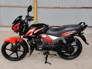 New TVS Stryker 125 2018 Black