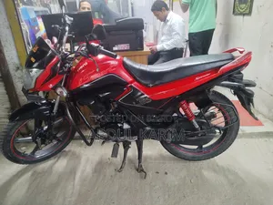 হিরো স্প্লেন্ডার আইস্মার্ট ২০১৭ রেড