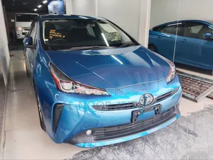 Toyota Prius 2020 Blue