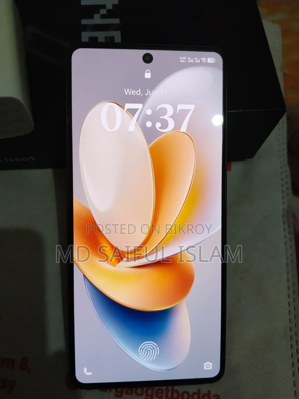 আইকিউওও ১৬ জিবি ব্ল্যাক