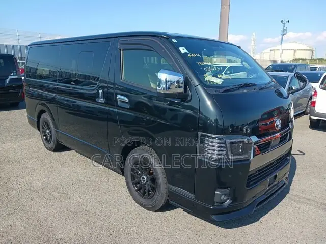 Toyota HiAce 2023 Black