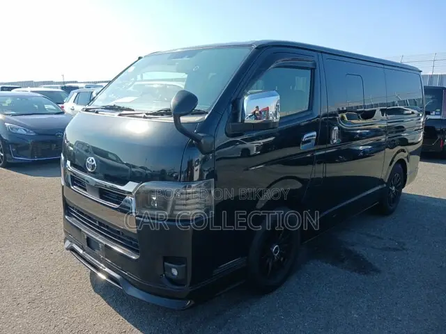Toyota HiAce 2023 Black