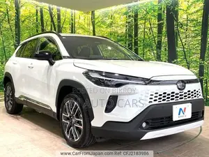 নতুন টয়োটা করোল্লা ক্রস ২০২৬ পার্ল