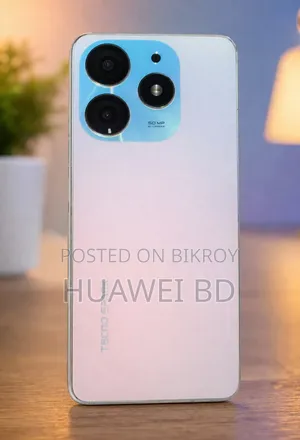 নতুন টেকনো স্পার্ক ১০ প্রো ১২৮ জিবি হোয়াইট