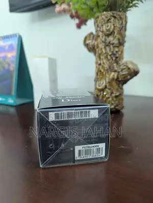 Dior Sauvage Eau De Parfum