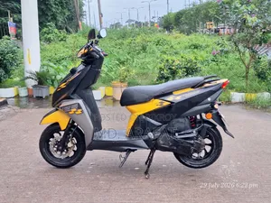 টিভিএস এনটর্ক ১২৫ ২০২২ হলুদ