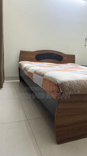 অটবি কুইন সাইজ ডাবল বেড, যাজিম তোশক সহ ।