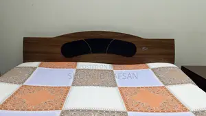 অটবি কুইন সাইজ ডাবল বেড, যাজিম তোশক সহ ।