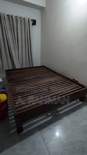 মেহগনি কাঠের ৫.৫/৭' খাট