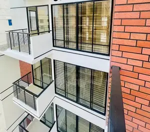 বনশ্রীতে ৪ বেডরুমের অ্যাপার্টমেন্ট বিক্রয়ের জন্য