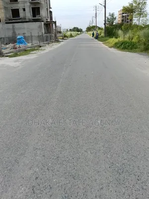 সেক্টর-১৭ই, দক্ষিণমুখী ৩+৩=৬ কাঠা