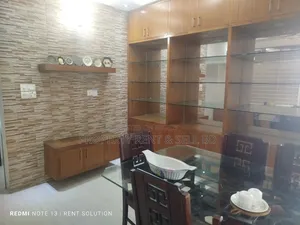 বনানীতে ভাড়ার জন্য আসবাবপত্রসহ ৩ বেডরুমের অ্যাপার্টমেন্ট
