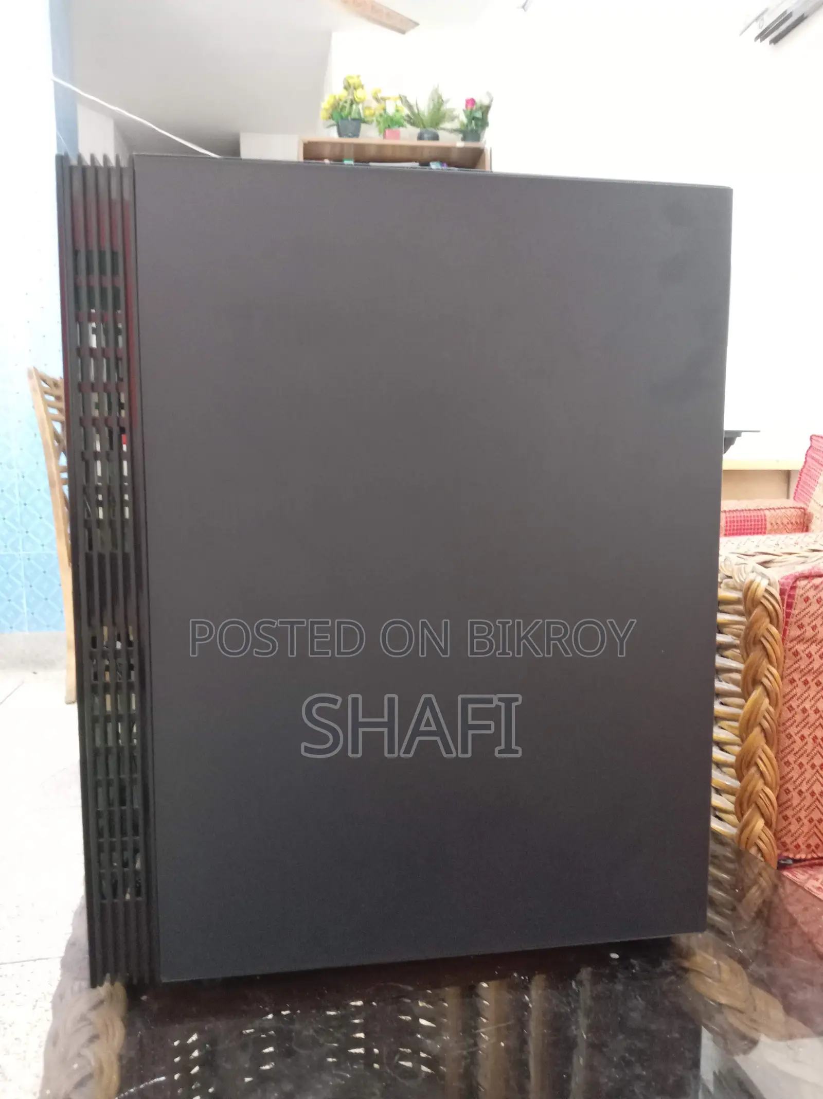 ওভি এক্স১০ মিড টাওয়ার গেমিং এআরজিবি কেস