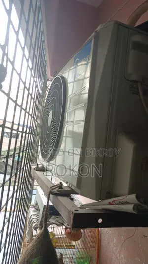 মিডিয়া ১.৫ টন এসি ফ্রেশ