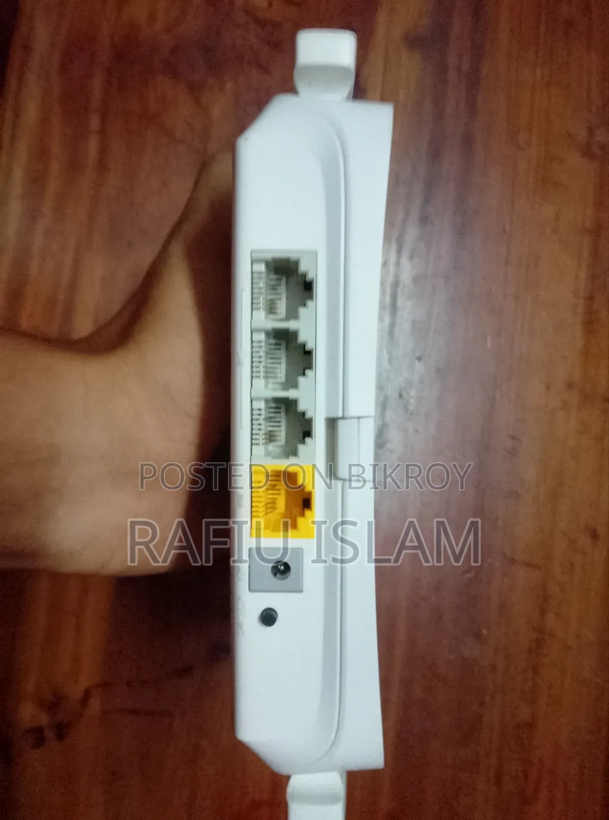 It is brand new, used for only a few days, message if you like it.