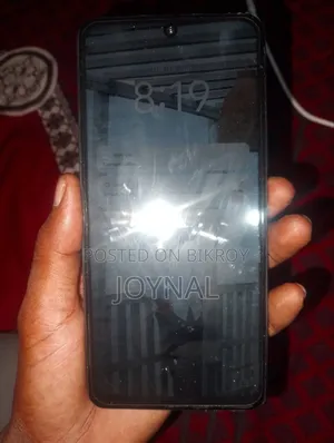 ভিভো ভি২৭ই ২৫৬ জিবি হোয়াইট
