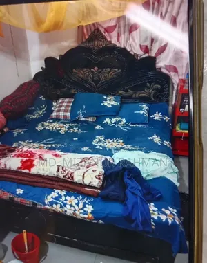 এই খাট বিক্রি করা হবে, খাগান বাজার