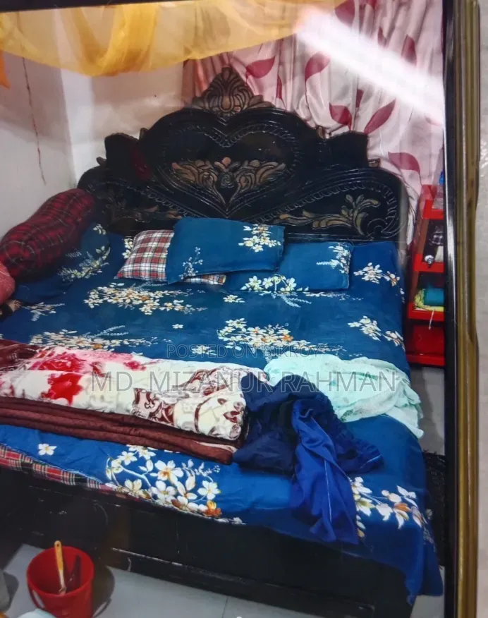 এই খাট বিক্রি করা হবে, খাগান বাজার