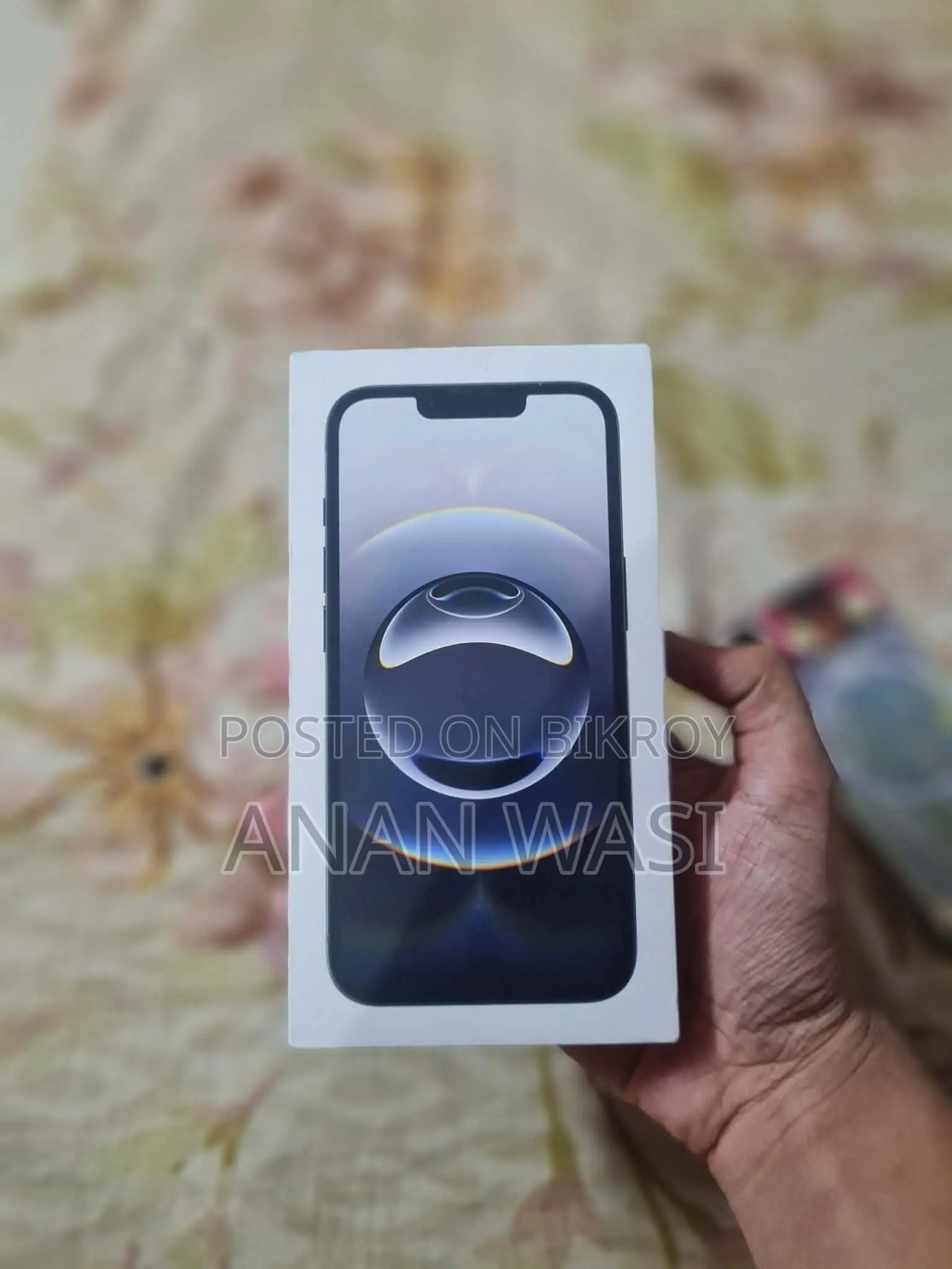 New Apple iPhone 16e 128 GB Black