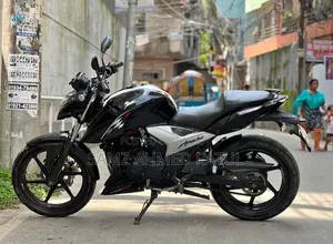 TVS Apache RTR 160 4V 2021 Black